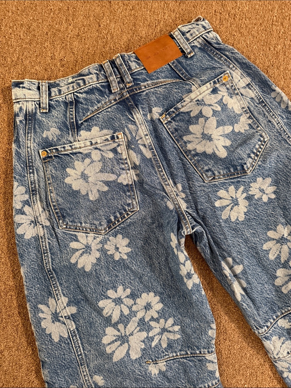 We The Free 
Good Luck Flower Printed Barrel Jeans - Picture 8 of 13